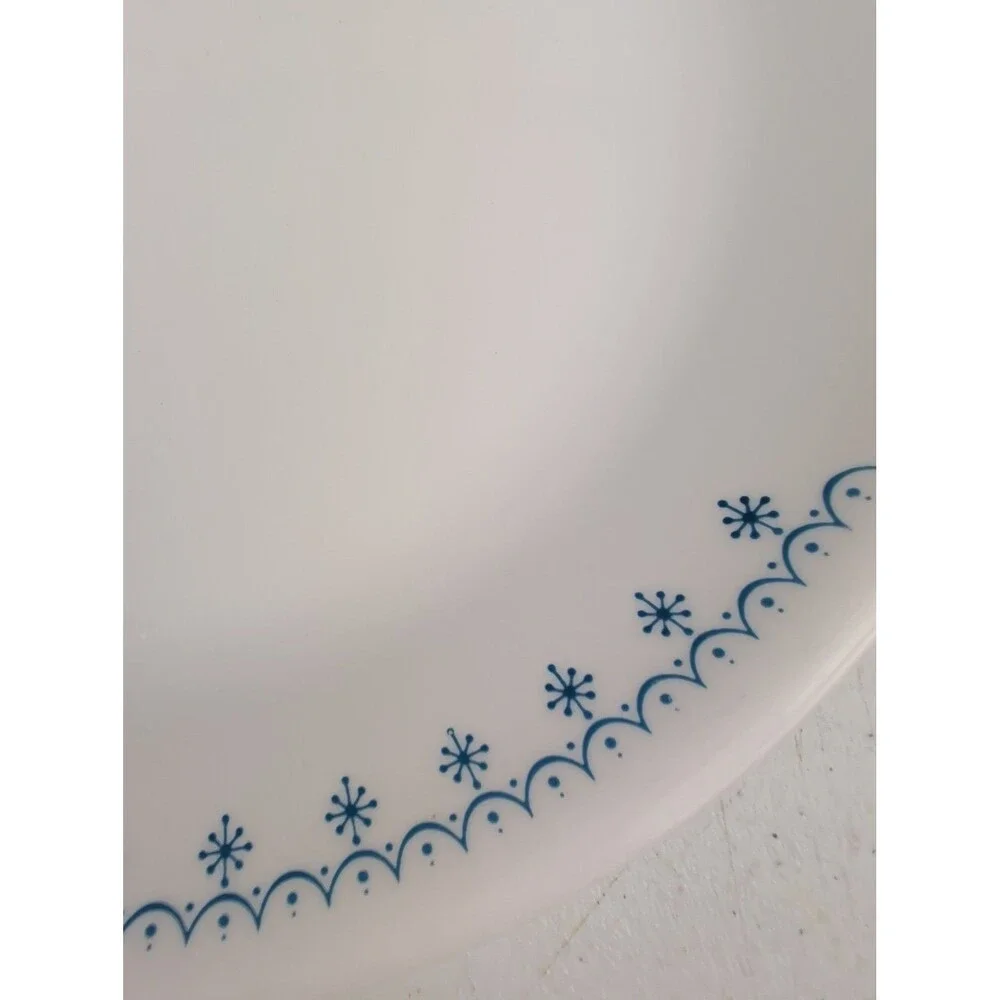 Vintage Corelle Snowflake Blue Oval Serving Plate Platter 12.25 X 10“